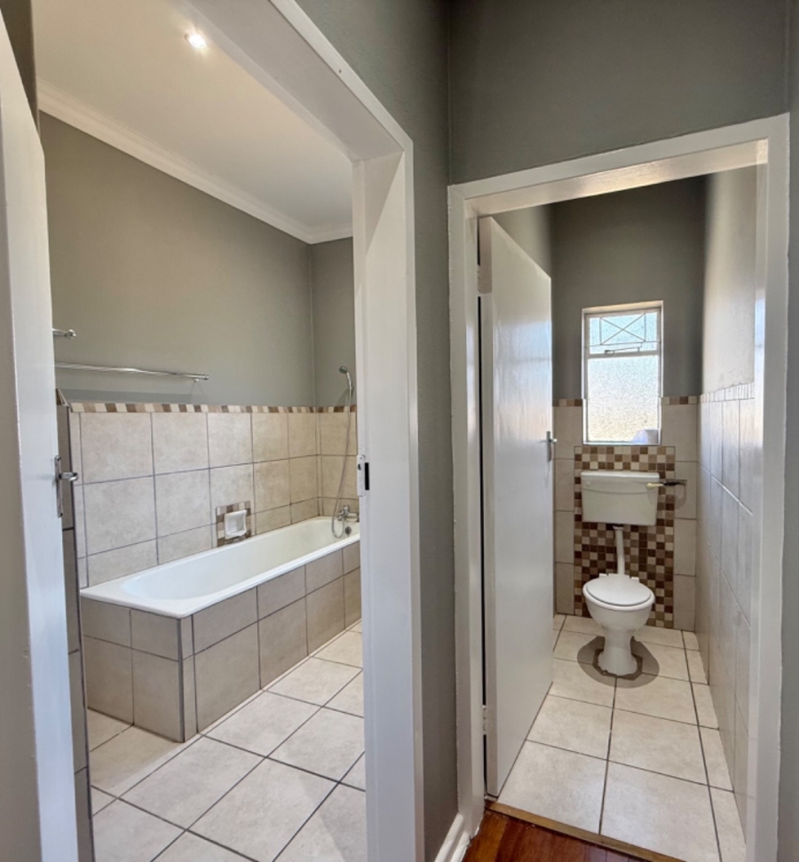 3 Bedroom Property for Sale in Kabega Park Eastern Cape
